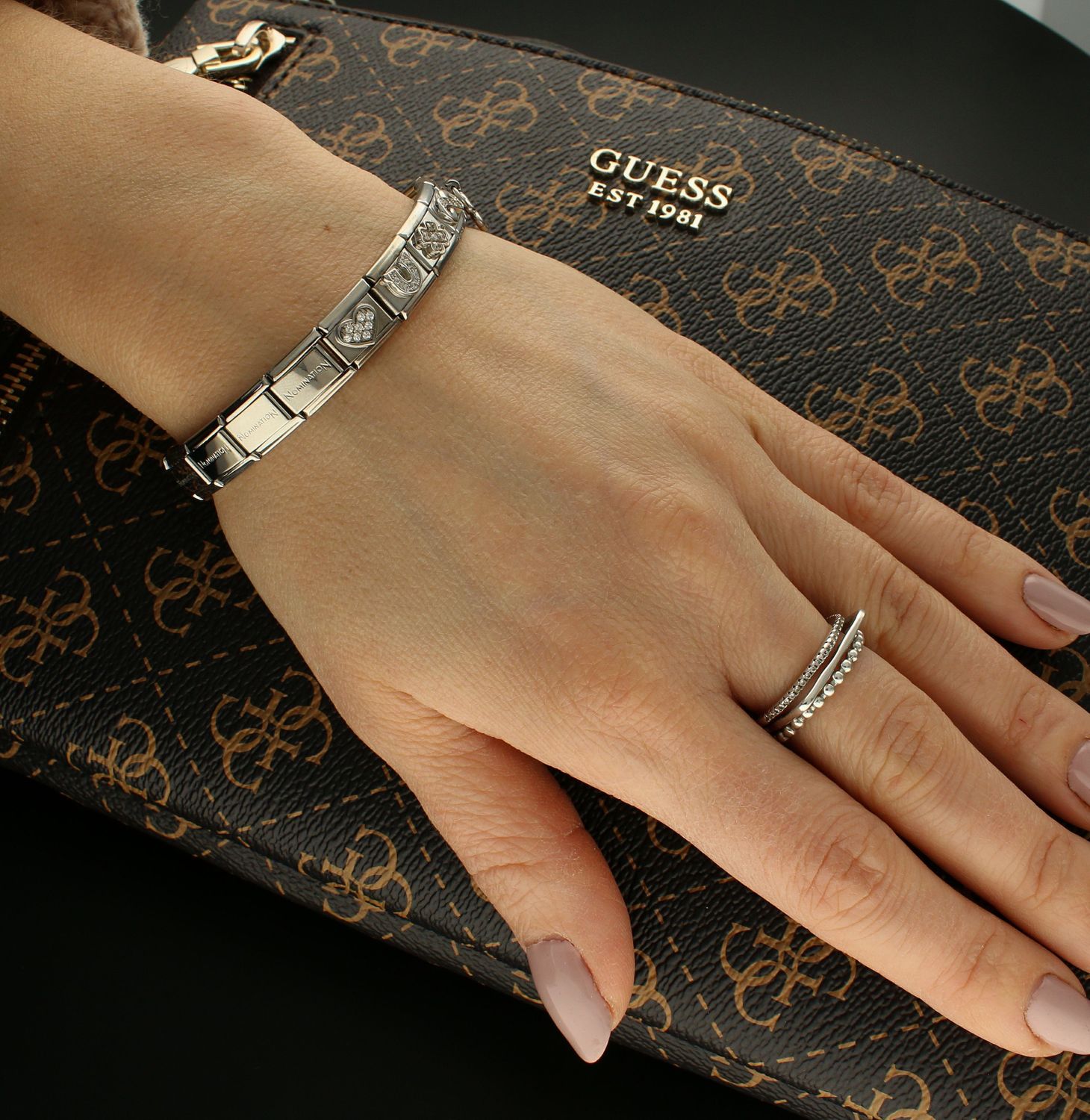 Nomination charms 925 Silver 'Nieskończoność' z cyrkoniami  330304 41  ✓oryginalna biżuteria Nomination ✓ prezent dla przyjaciółki✓ prezent na urodziny✓ prezent dla przyjaciółki✓ Biżuteria Nomination ✓Wymarzony prezent (2).jpg